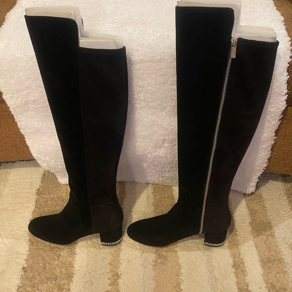 Michael Michael Kors over the knee suede boots. - Picture 4 of 6